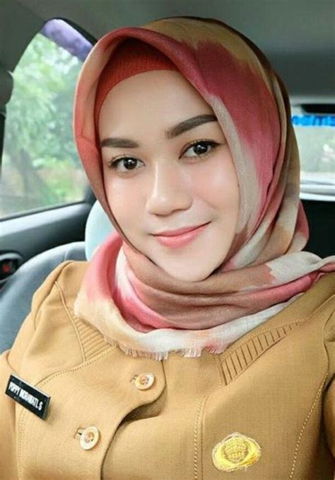 indonesia hijab sex|Indonesia Jilbab Porn Videos 